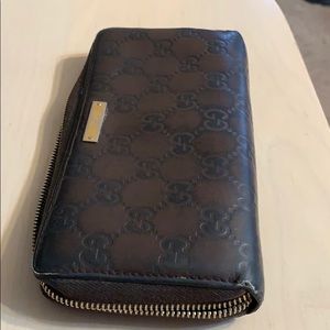 Gucci wallet